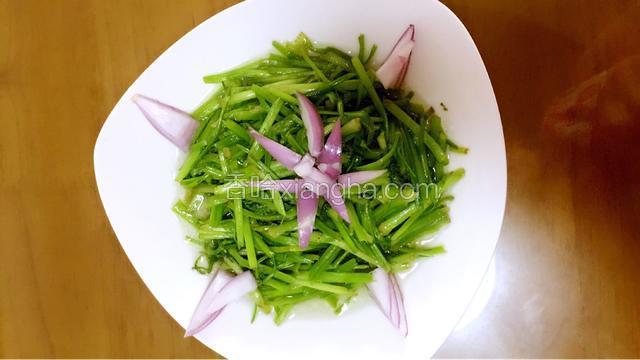 蔬炒水芹菜！