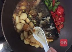 鱼头炖豆饼的做法图解19
