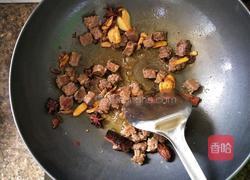 土豆烧牛肉的做法图解8