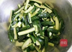 黄瓜咸菜的做法图解2