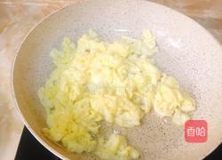 青椒番茄炒鸡蛋的做法图解2