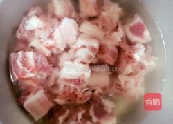 八爪鱼焖排骨的做法图解1