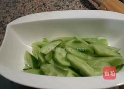 椒油蒜泥黄瓜的做法图解1