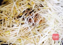 黄豆芽炒粉条的做法图解8