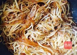 黄豆芽炒粉条的做法图解10