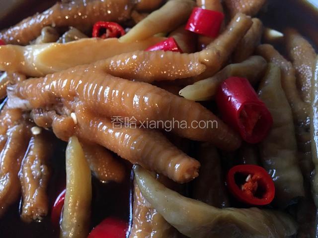泡的时间长一点更入味，可以放入冰箱更好吃