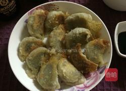 煎饺的做法图解7