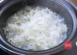 黄桃银耳羹的做法图解5