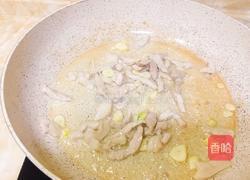 雪菜肉丝炒面的做法图解5