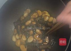 板栗炖黄鳝的做法图解21