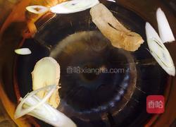 香菇酱炒五花肉的做法图解3