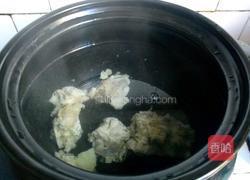 猪骨鱼头冬瓜汤的做法图解4