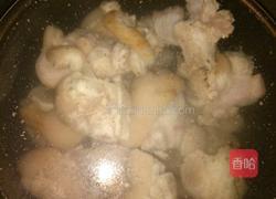 东北酱猪手的做法图解1