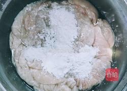 爆炒猪大肠的做法图解1