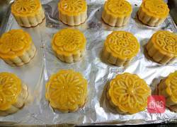 广式月饼（50克莲蓉蛋黄馅）的做法图解32