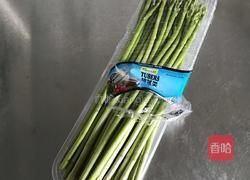 凉拌芦笋的做法图解1