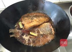 煎焖黄鲴鱼的做法图解6