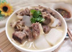 牛肉炖萝卜