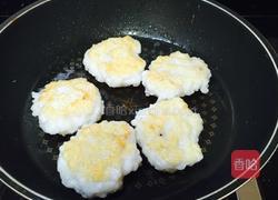 香煎墨鱼饼的做法图解15