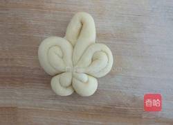 蝴蝶花卷的做法图解14