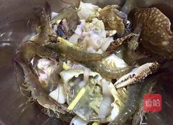 干锅海鲜的做法图解2