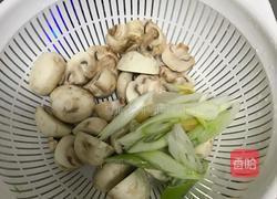 凉拌鸡肉的做法图解2