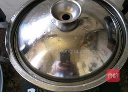 红萝卜玉米骨头汤的做法图解7