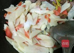 土豆片炒腊肉的做法图解8