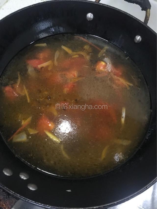 加入适量水，煮开