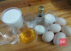 电饭煲蛋糕的做法图解1