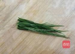 火腿鸡蛋饼的做法图解1