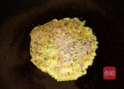 火腿鸡蛋饼的做法图解12