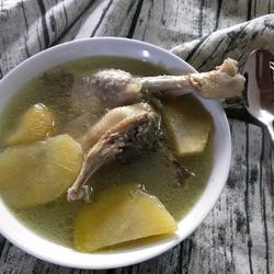 雪莲果煲鸡汤的做法[图]