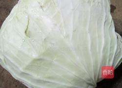 炝炒手撕包菜的做法图解1