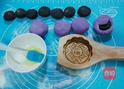 紫薯豆沙月饼的做法图解4