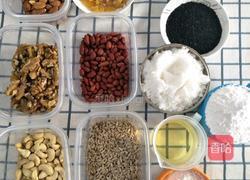 五仁月饼馅的做法图解1