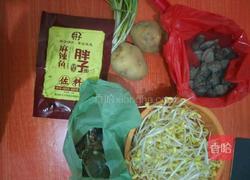 水煮海鲜的做法图解1