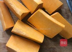 小刺猬、小兔子南瓜核桃芝麻馒头的做法图解1