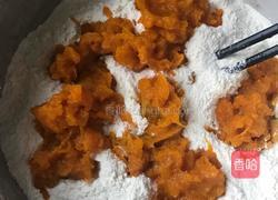 小刺猬、小兔子南瓜核桃芝麻馒头的做法图解2