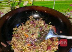 爆炒哈喇肉的做法图解8