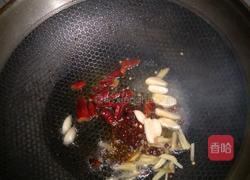 鸡丁木耳的做法图解4