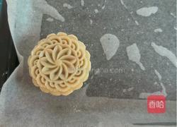 广式伍仁月饼的做法图解15