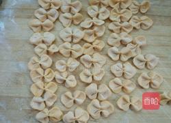 白菜蝴蝶面的做法图解7