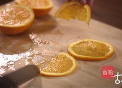 三分钟做出美味甜品——蜜橙糕的做法图解1