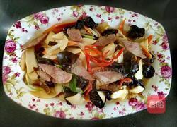 红肠炒菌菇的做法图解8