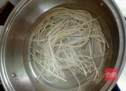 青菜肉丝炒面的做法图解3