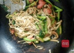 青菜肉丝炒面的做法图解10