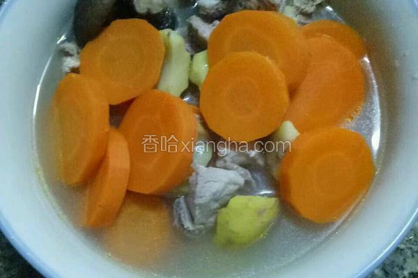 香菇板栗排骨汤