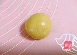 广式月饼(100克凤梨蛋黄馅)的做法图解12