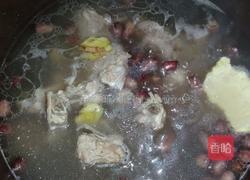 花生板栗炖排骨的做法图解5